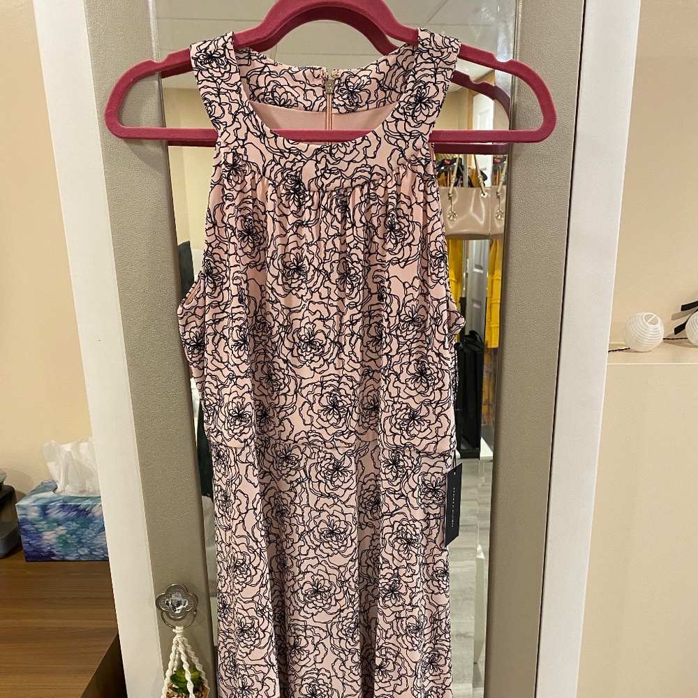 NEW & Never Worn Tommy Hilfiger Pink Dress
